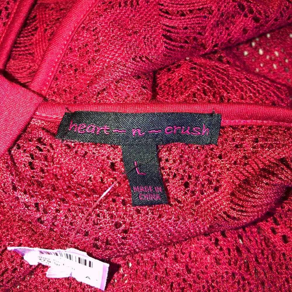 Wine colored tank top - Picture 3 of 4